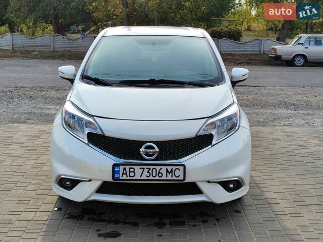 Білий Ніссан Ноут, об'ємом двигуна 1.6 л та пробігом 190 тис. км за 5450 $, фото 7 на Automoto.ua