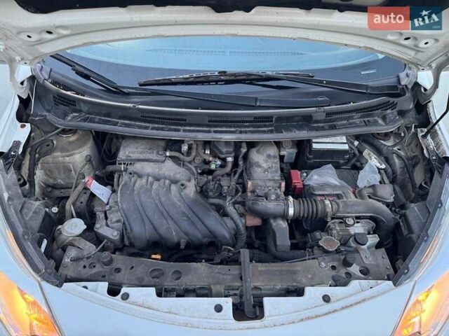 Білий Ніссан Ноут, об'ємом двигуна 1.6 л та пробігом 115 тис. км за 8000 $, фото 19 на Automoto.ua