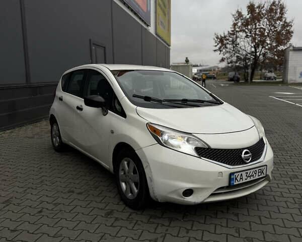 Белый Ниссан Ноут, объемом двигателя 1.46 л и пробегом 287 тыс. км за 4800 $, фото 3 на Automoto.ua