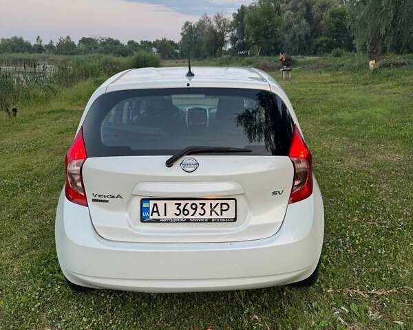 Білий Ніссан Ноут, об'ємом двигуна 1.6 л та пробігом 115 тис. км за 8000 $, фото 9 на Automoto.ua