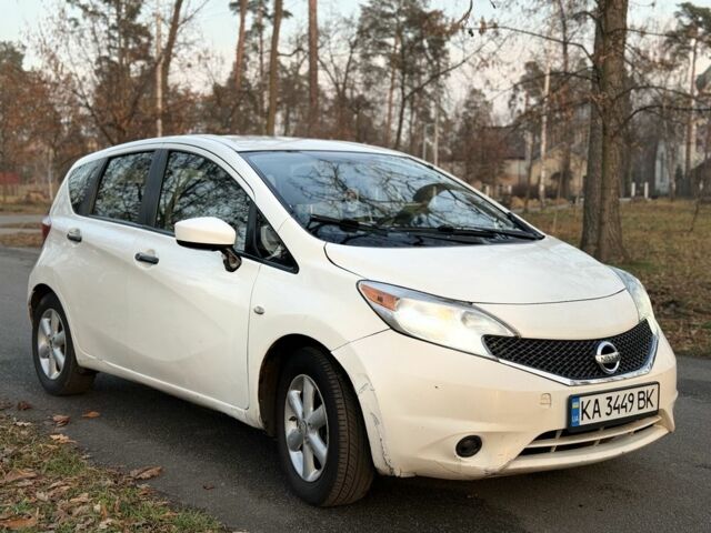 Белый Ниссан Ноут, объемом двигателя 1.5 л и пробегом 287 тыс. км за 5500 $, фото 2 на Automoto.ua