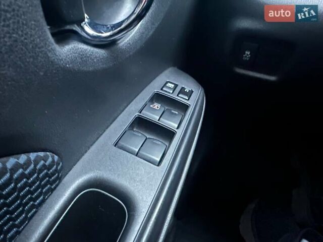 Белый Ниссан Ноут, объемом двигателя 1.6 л и пробегом 104 тыс. км за 8300 $, фото 8 на Automoto.ua