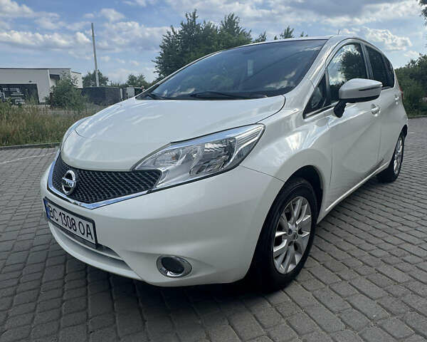 Белый Ниссан Ноут, объемом двигателя 1.46 л и пробегом 226 тыс. км за 6650 $, фото 2 на Automoto.ua