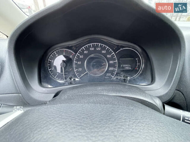 Білий Ніссан Ноут, об'ємом двигуна 1.5 л та пробігом 273 тис. км за 8000 $, фото 10 на Automoto.ua
