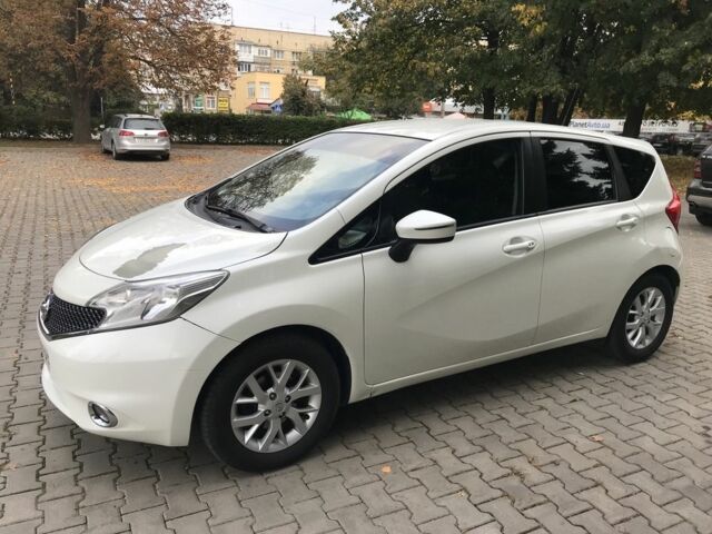 Белый Ниссан Ноут, объемом двигателя 1.5 л и пробегом 300 тыс. км за 6720 $, фото 5 на Automoto.ua
