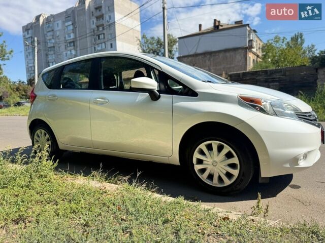 Белый Ниссан Ноут, объемом двигателя 1.6 л и пробегом 120 тыс. км за 9300 $, фото 4 на Automoto.ua