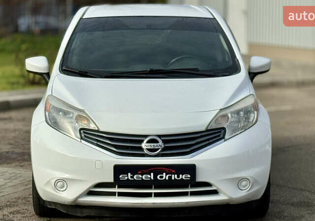 Белый Ниссан Ноут, объемом двигателя 1.6 л и пробегом 193 тыс. км за 9299 $, фото 1 на Automoto.ua