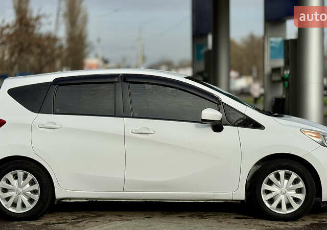 Білий Ніссан Ноут, об'ємом двигуна 1.6 л та пробігом 193 тис. км за 9099 $, фото 3 на Automoto.ua