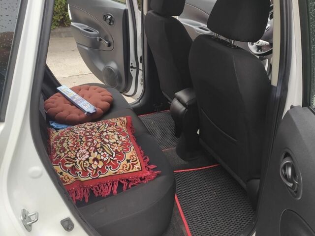 Белый Ниссан Ноут, объемом двигателя 1.6 л и пробегом 34 тыс. км за 6900 $, фото 6 на Automoto.ua