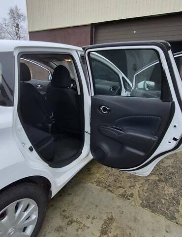 Білий Ніссан Ноут, об'ємом двигуна 1.6 л та пробігом 140 тис. км за 7500 $, фото 9 на Automoto.ua