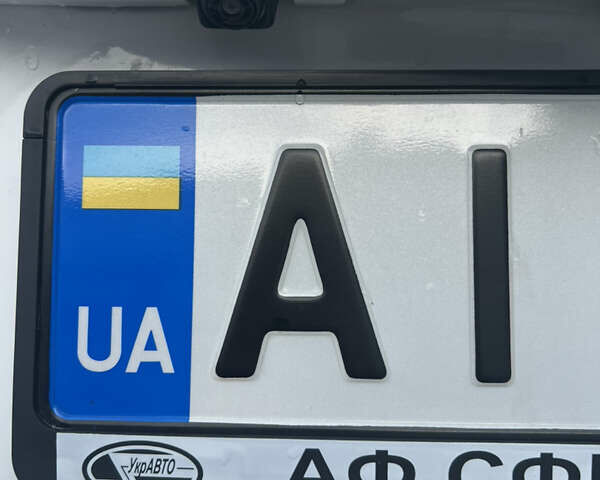Білий Ніссан Ноут, об'ємом двигуна 1.6 л та пробігом 115 тис. км за 9800 $, фото 25 на Automoto.ua