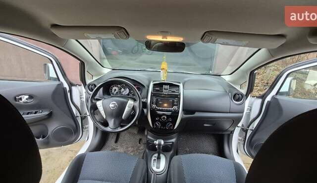 Білий Ніссан Ноут, об'ємом двигуна 1.6 л та пробігом 140 тис. км за 7500 $, фото 6 на Automoto.ua