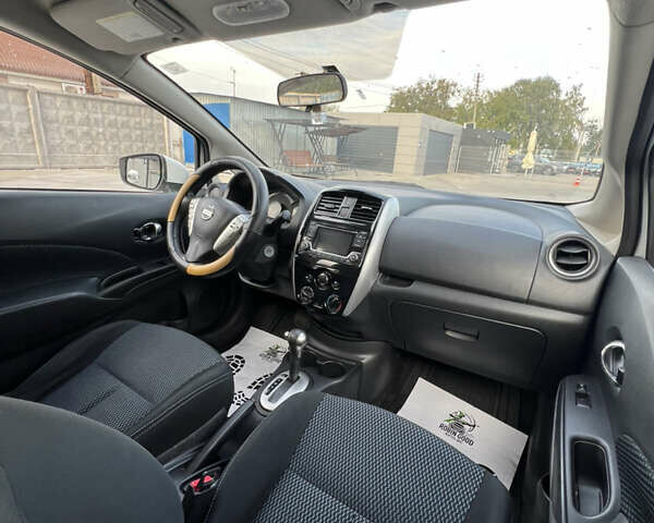 Білий Ніссан Ноут, об'ємом двигуна 1.6 л та пробігом 115 тис. км за 9400 $, фото 19 на Automoto.ua