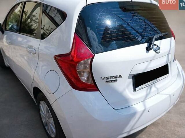 Белый Ниссан Ноут, объемом двигателя 1.6 л и пробегом 114 тыс. км за 8400 $, фото 3 на Automoto.ua