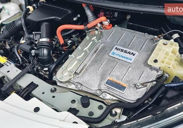 Белый Ниссан Ноут, объемом двигателя 1.2 л и пробегом 51 тыс. км за 10699 $, фото 19 на Automoto.ua