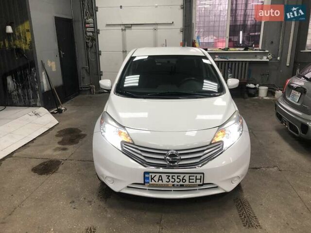 Білий Ніссан Ноут, об'ємом двигуна 1.6 л та пробігом 150 тис. км за 9300 $, фото 5 на Automoto.ua