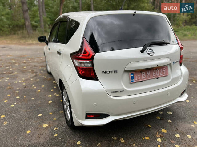 Білий Ніссан Ноут, об'ємом двигуна 1.2 л та пробігом 88 тис. км за 12200 $, фото 9 на Automoto.ua