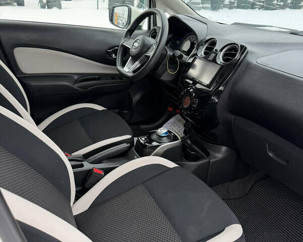 Белый Ниссан Ноут, объемом двигателя 1.2 л и пробегом 37 тыс. км за 11100 $, фото 17 на Automoto.ua