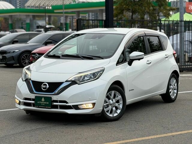 Белый Ниссан Ноут, объемом двигателя 1.2 л и пробегом 40 тыс. км за 13300 $, фото 10 на Automoto.ua