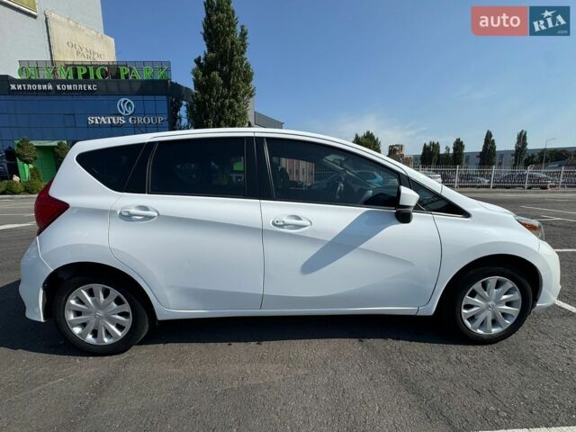 Белый Ниссан Ноут, объемом двигателя 1.6 л и пробегом 80 тыс. км за 9700 $, фото 4 на Automoto.ua