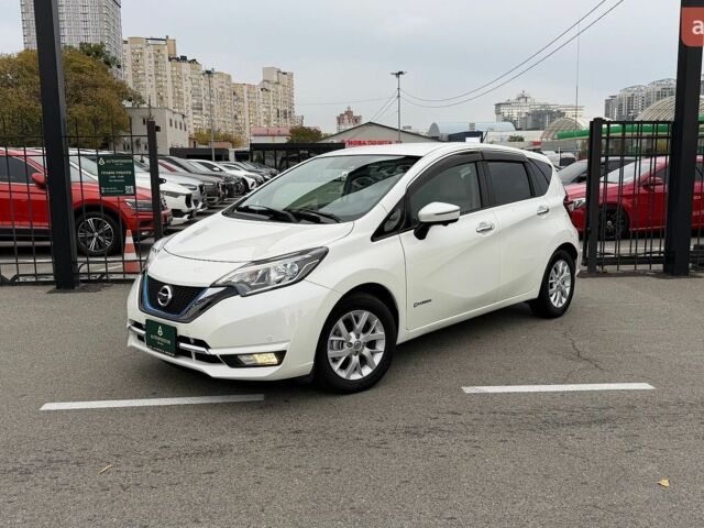 Белый Ниссан Ноут, объемом двигателя 1.2 л и пробегом 38 тыс. км за 13300 $, фото 8 на Automoto.ua