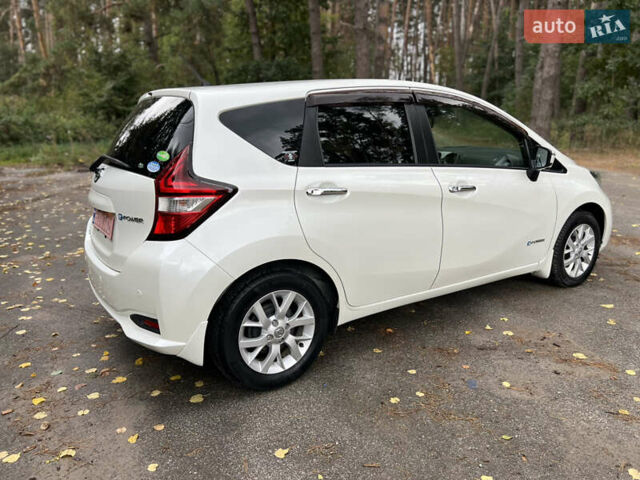 Білий Ніссан Ноут, об'ємом двигуна 1.2 л та пробігом 88 тис. км за 12200 $, фото 6 на Automoto.ua