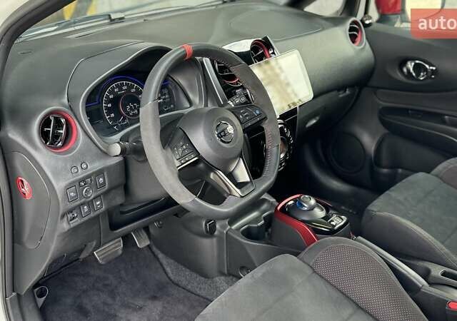 Білий Ніссан Ноут, об'ємом двигуна 1.2 л та пробігом 62 тис. км за 12999 $, фото 18 на Automoto.ua