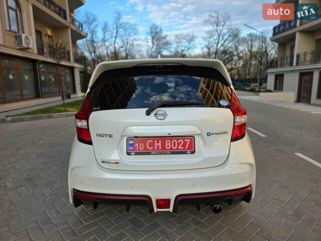 Белый Ниссан Ноут, объемом двигателя 1.2 л и пробегом 59 тыс. км за 12900 $, фото 6 на Automoto.ua
