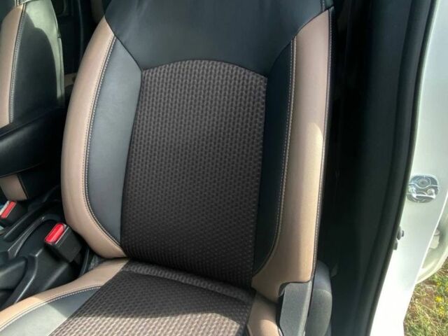 Белый Ниссан Ноут, объемом двигателя 1.2 л и пробегом 62 тыс. км за 12900 $, фото 12 на Automoto.ua