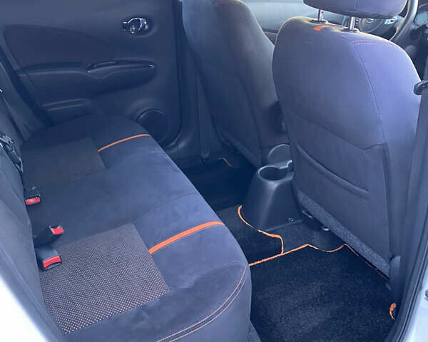 Белый Ниссан Ноут, объемом двигателя 1.6 л и пробегом 37 тыс. км за 11500 $, фото 5 на Automoto.ua