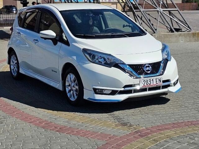 Белый Ниссан Ноут, объемом двигателя 1.2 л и пробегом 35 тыс. км за 10700 $, фото 35 на Automoto.ua