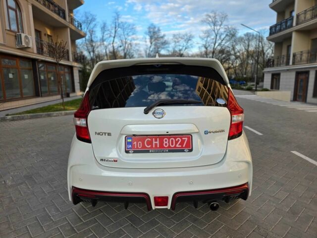 Білий Ніссан Ноут, об'ємом двигуна 1.2 л та пробігом 59 тис. км за 13900 $, фото 4 на Automoto.ua