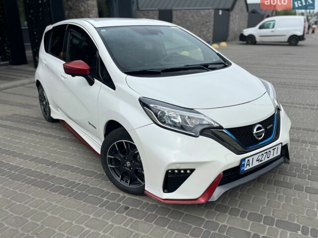 Белый Ниссан Ноут, объемом двигателя 1.2 л и пробегом 70 тыс. км за 12999 $, фото 53 на Automoto.ua