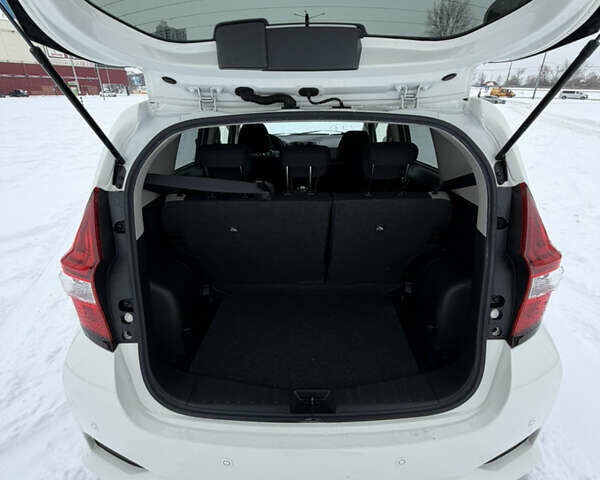 Белый Ниссан Ноут, объемом двигателя 1.2 л и пробегом 37 тыс. км за 11100 $, фото 8 на Automoto.ua