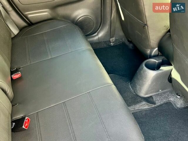 Білий Ніссан Ноут, об'ємом двигуна 1.6 л та пробігом 129 тис. км за 9200 $, фото 14 на Automoto.ua