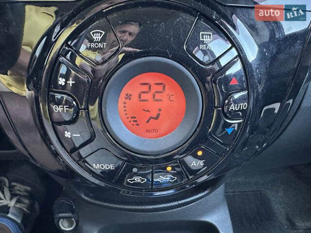 Білий Ніссан Ноут, об'ємом двигуна 1.2 л та пробігом 86 тис. км за 11200 $, фото 29 на Automoto.ua