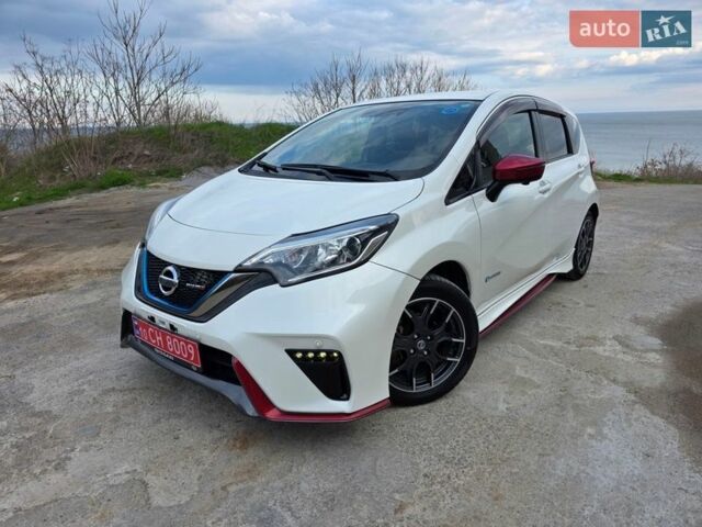 Белый Ниссан Ноут, объемом двигателя 1.2 л и пробегом 63 тыс. км за 13900 $, фото 12 на Automoto.ua