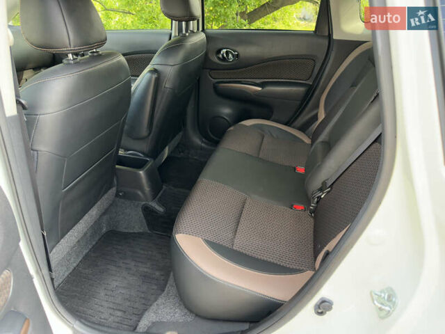 Білий Ніссан Ноут, об'ємом двигуна 1.2 л та пробігом 55 тис. км за 12800 $, фото 36 на Automoto.ua