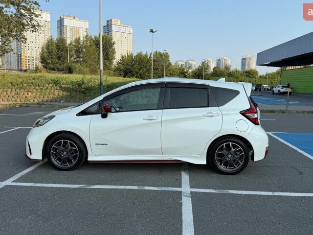 Белый Ниссан Ноут, объемом двигателя 1.2 л и пробегом 51 тыс. км за 13200 $, фото 8 на Automoto.ua