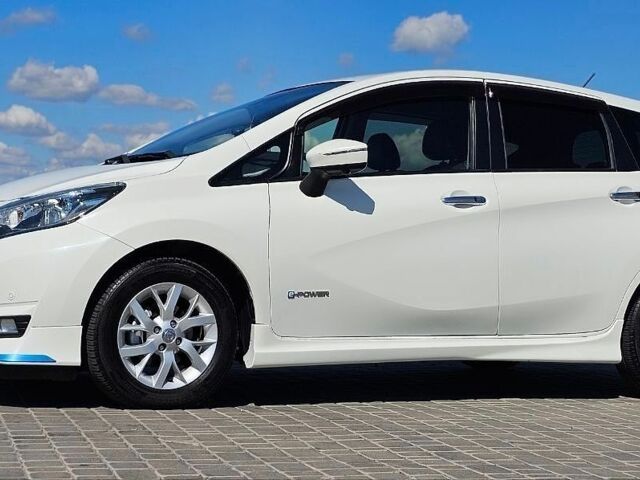 Белый Ниссан Ноут, объемом двигателя 1.2 л и пробегом 35 тыс. км за 10700 $, фото 65 на Automoto.ua