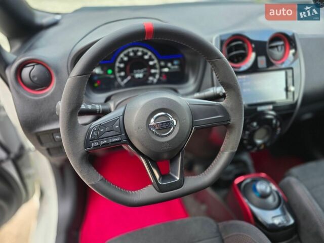 Білий Ніссан Ноут, об'ємом двигуна 1.2 л та пробігом 63 тис. км за 13500 $, фото 17 на Automoto.ua
