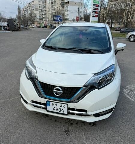 Белый Ниссан Ноут, объемом двигателя 1.2 л и пробегом 87 тыс. км за 11750 $, фото 6 на Automoto.ua