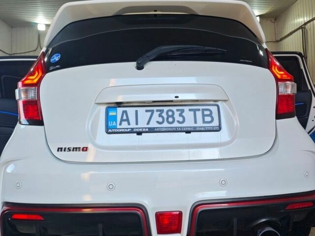 Белый Ниссан Ноут, объемом двигателя 1.2 л и пробегом 101 тыс. км за 13000 $, фото 26 на Automoto.ua