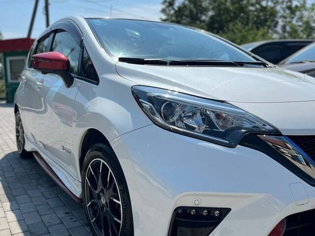 Білий Ніссан Ноут, об'ємом двигуна 1.2 л та пробігом 55 тис. км за 12900 $, фото 5 на Automoto.ua