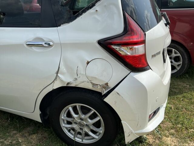 Белый Ниссан Ноут, объемом двигателя 1.2 л и пробегом 50 тыс. км за 4000 $, фото 6 на Automoto.ua