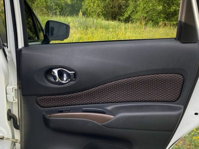 Белый Ниссан Ноут, объемом двигателя 1.2 л и пробегом 62 тыс. км за 12900 $, фото 9 на Automoto.ua