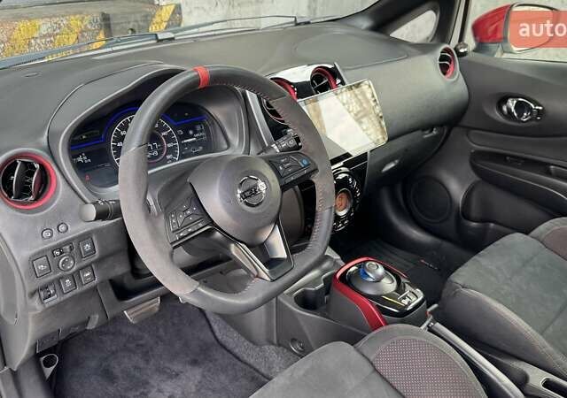 Білий Ніссан Ноут, об'ємом двигуна 1.2 л та пробігом 62 тис. км за 12999 $, фото 23 на Automoto.ua