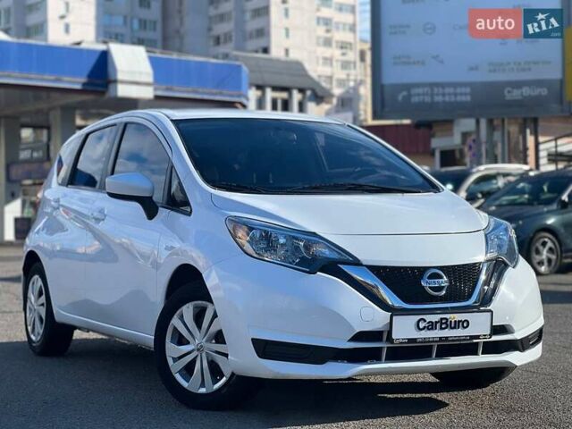 Ніссан Ноут 2017 у Одесі на Automoto.ua Білий Ніссан Ноут, об'ємом двигуна 1.6 л та пробігом 68 тис. км за 8500 $, фото 2 на Automoto.ua