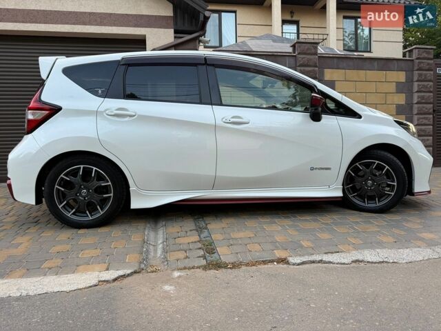 Белый Ниссан Ноут, объемом двигателя 1.2 л и пробегом 81 тыс. км за 12700 $, фото 45 на Automoto.ua