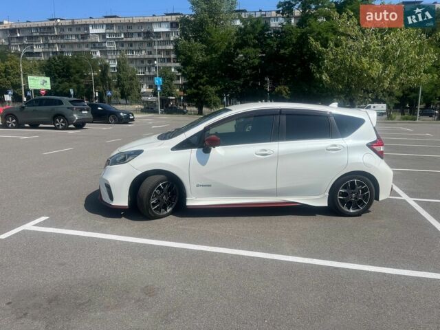 Білий Ніссан Ноут, об'ємом двигуна 1.2 л та пробігом 85 тис. км за 11999 $, фото 2 на Automoto.ua